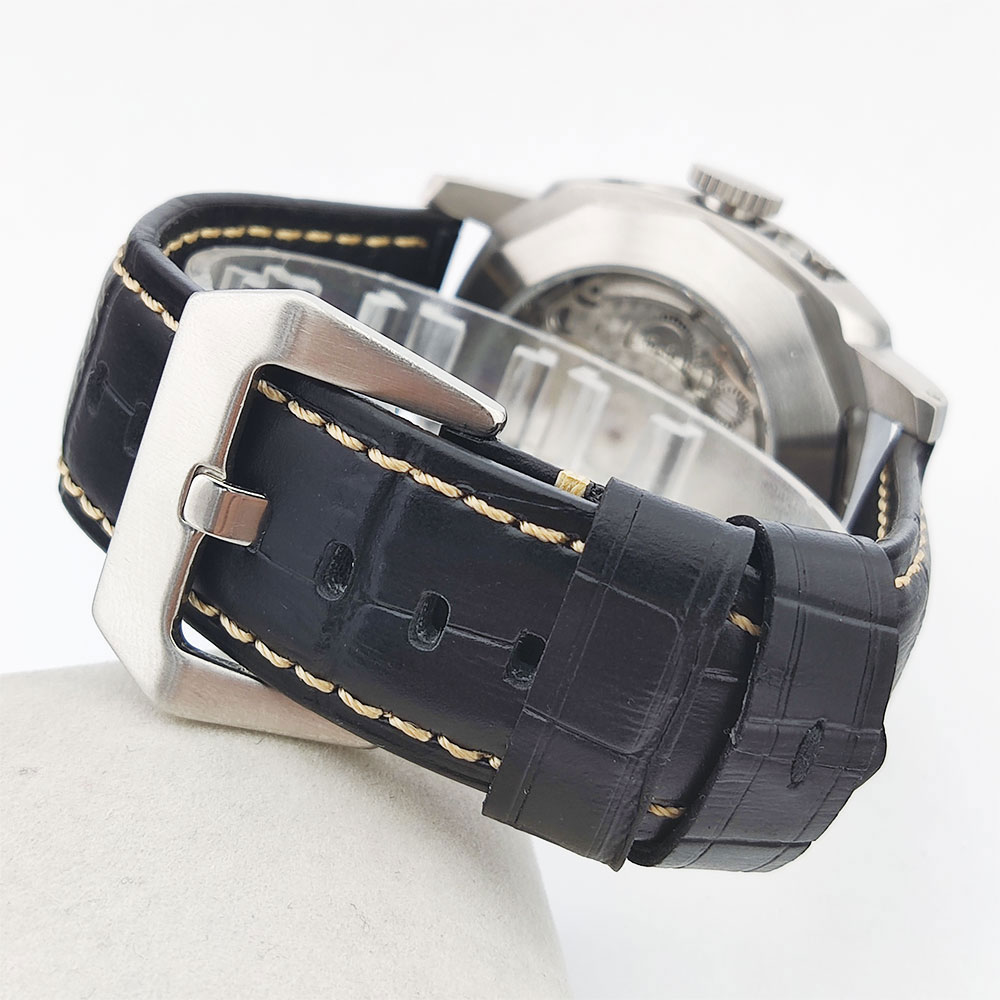Reloj de Hombre de 44 mm con M - Stainless Bracelet Diver reseña y precio